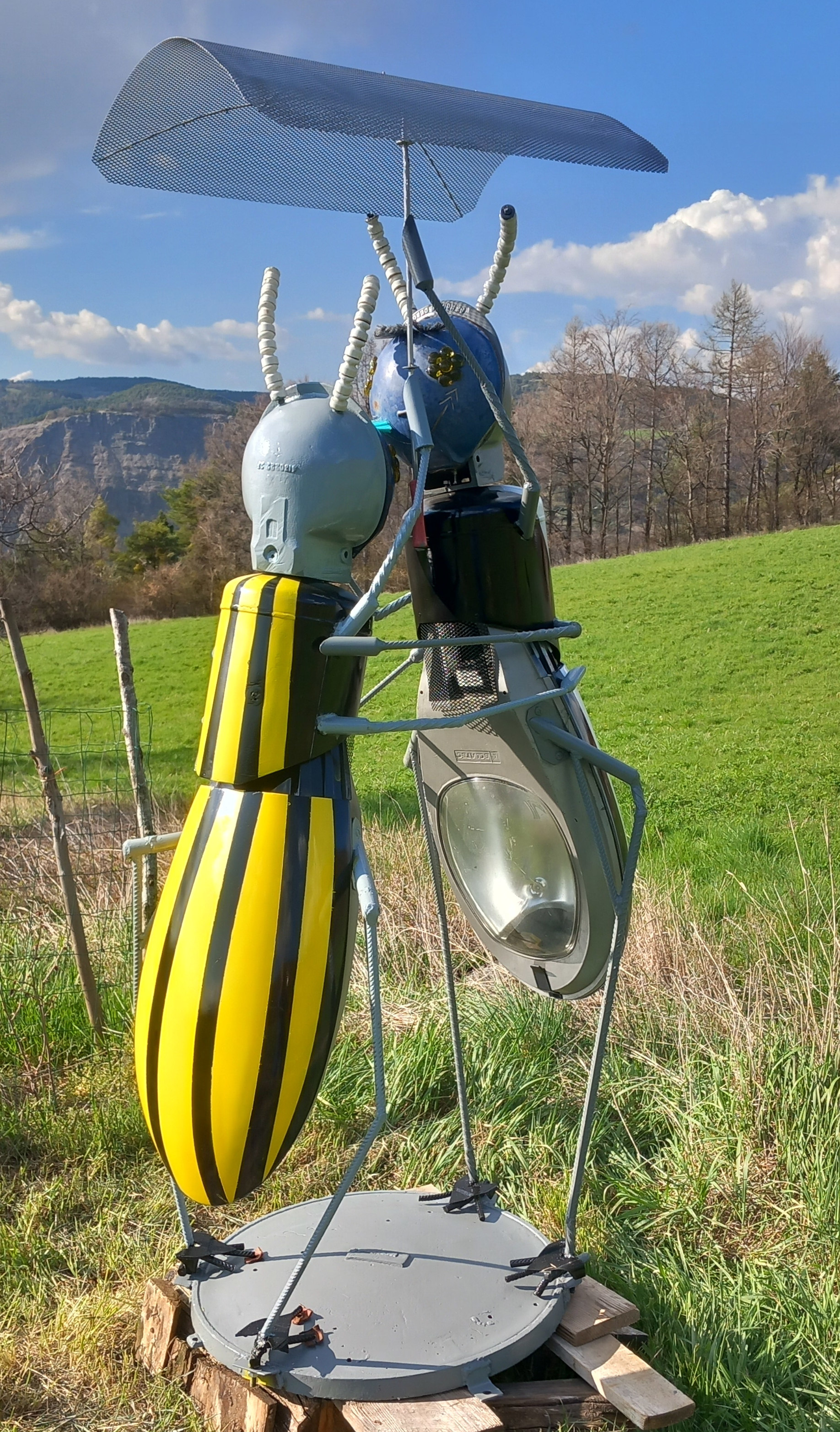 Sculpture  les fourmis du Bestiaire d'En Fer